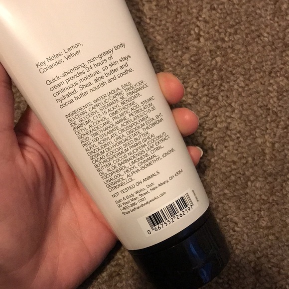 Capri Lotion - Picture 2 of 3